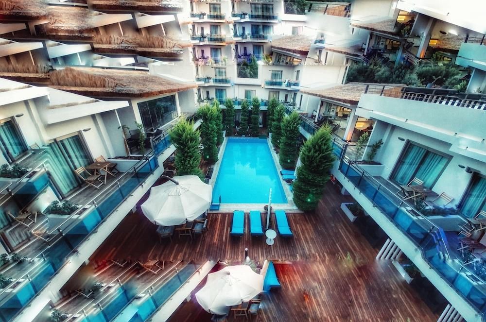 The D Hotel Cesme Resort Exterior photo